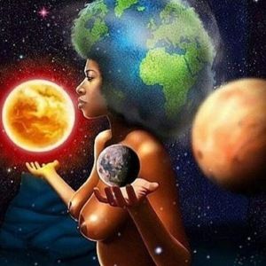 Meet your Posher, Monique